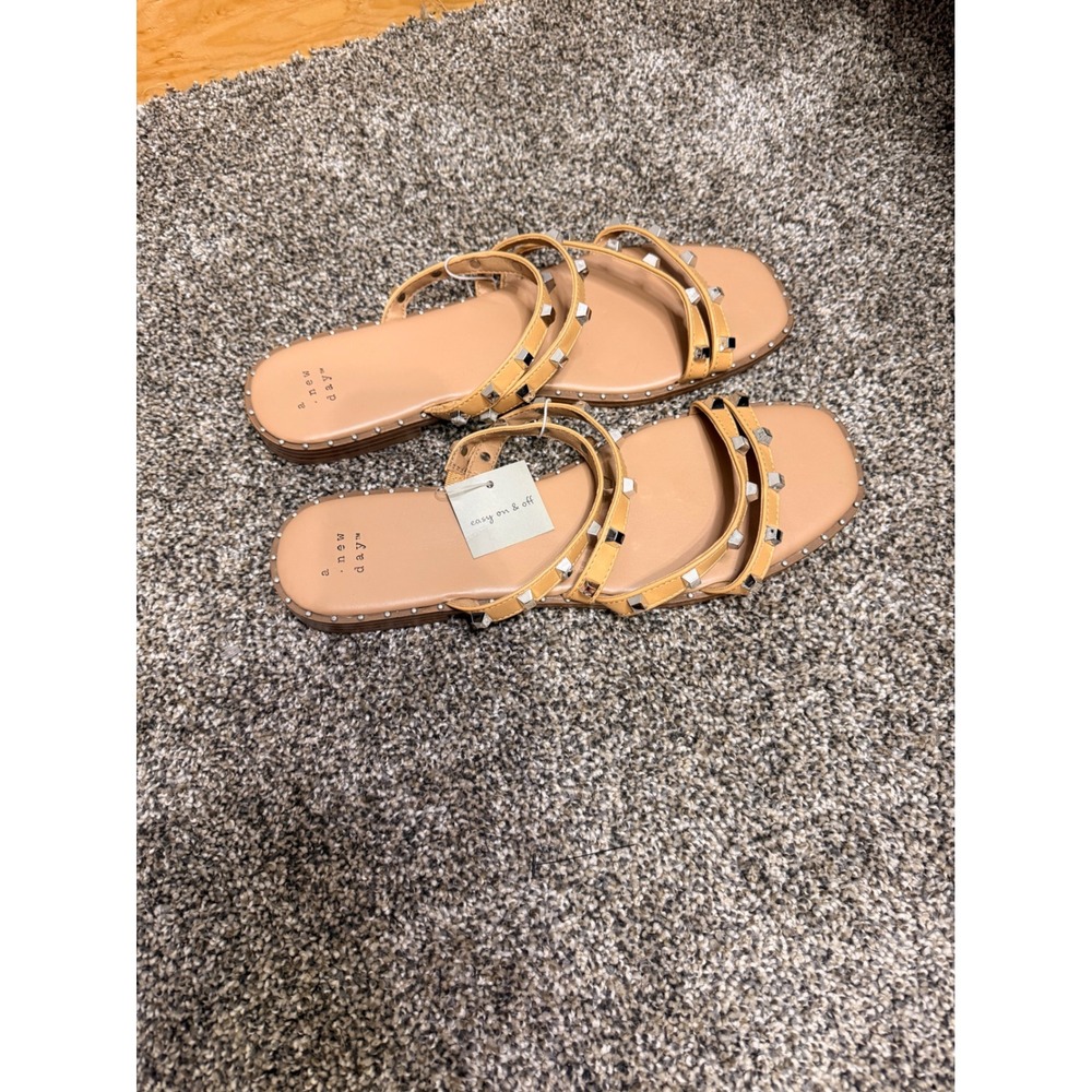A New Day NWT Hollis Studded Slide Sandals Tan Silver Embellished Women's 11